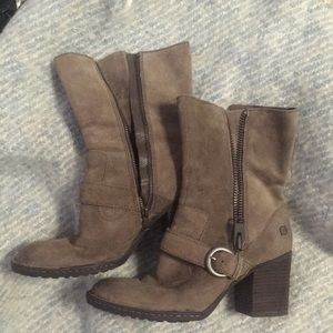 Suede Born Boots, Size 9.5 (41)